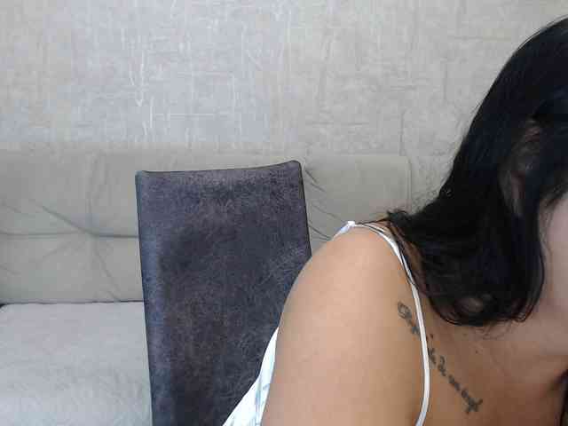 JenniferTheChic webcam