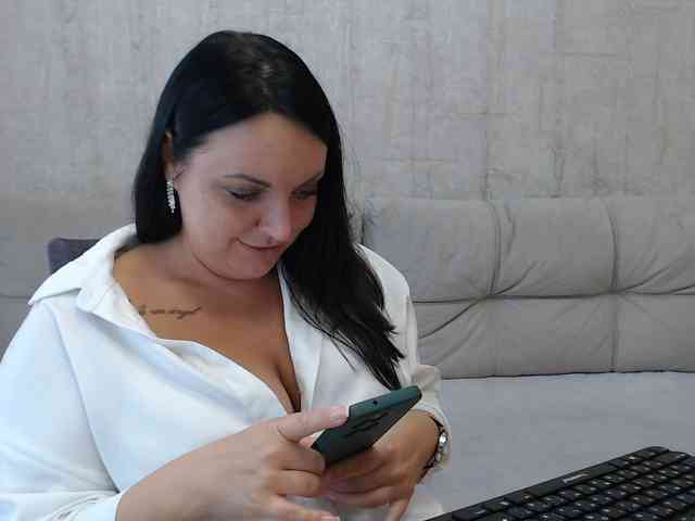 JenniferTheChic webcam