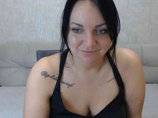 JenniferTheChic webcam