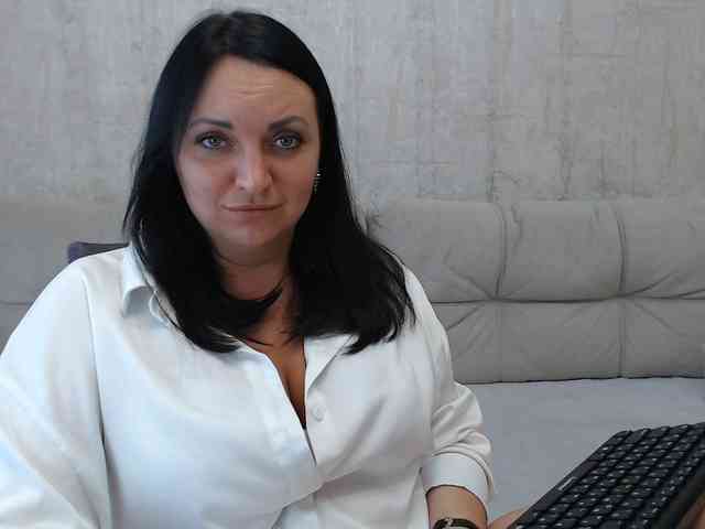 JenniferTheChic webcam