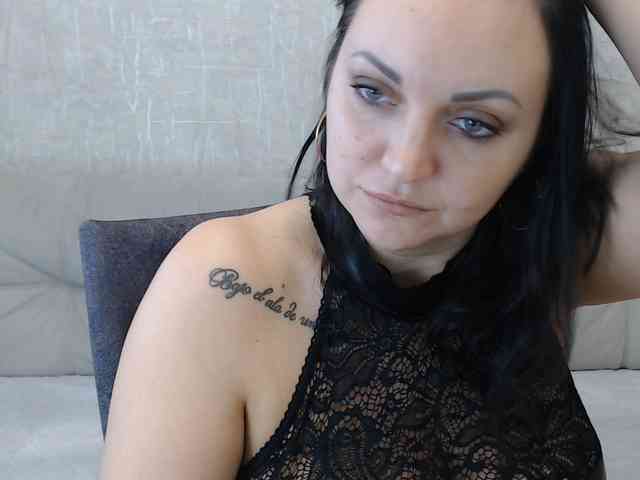 JenniferTheChic webcam