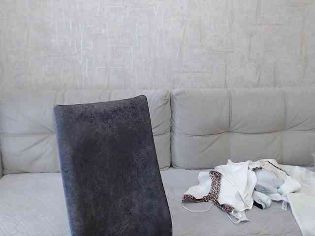 JenniferTheChic webcam