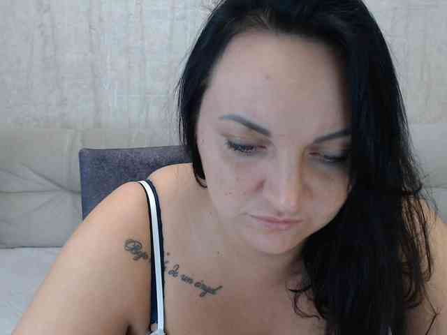 JenniferTheChic webcam