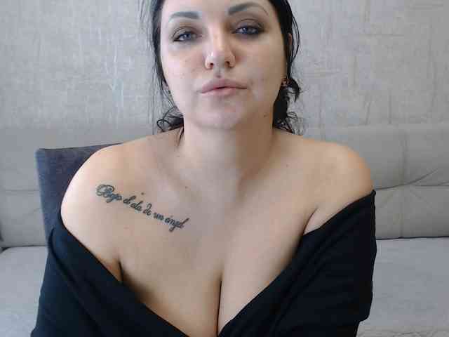 JenniferTheChic webcam