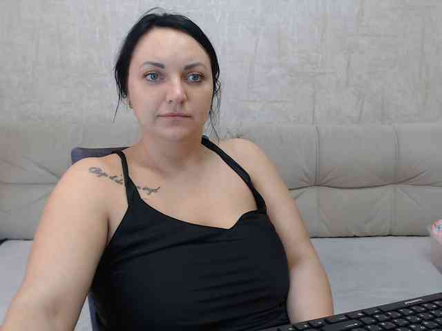 JenniferTheChic webcam