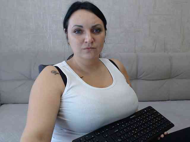 JenniferTheChic webcam