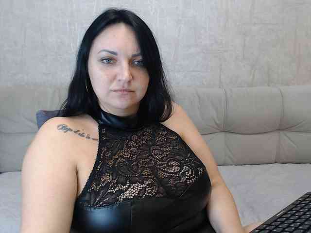 JenniferTheChic webcam