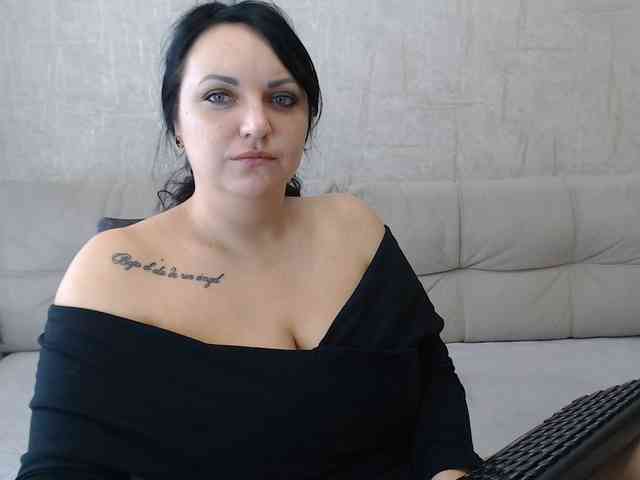 JenniferTheChic webcam