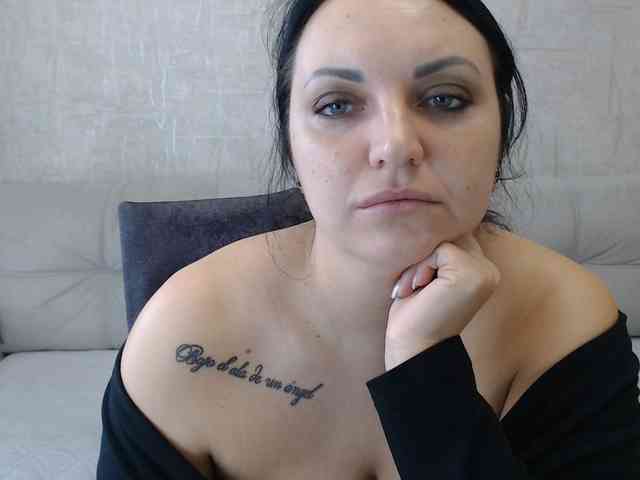 JenniferTheChic webcam