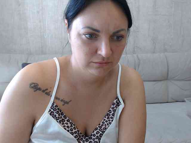 JenniferTheChic webcam