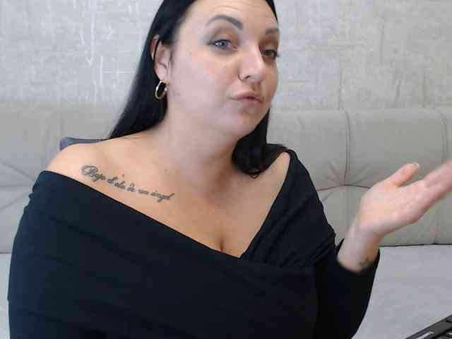 JenniferTheChic webcam