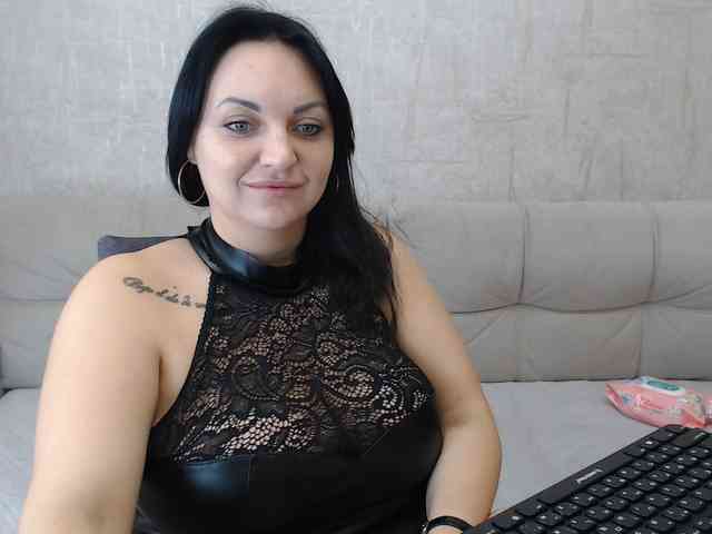 JenniferTheChic webcam