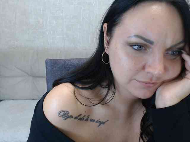 JenniferTheChic webcam