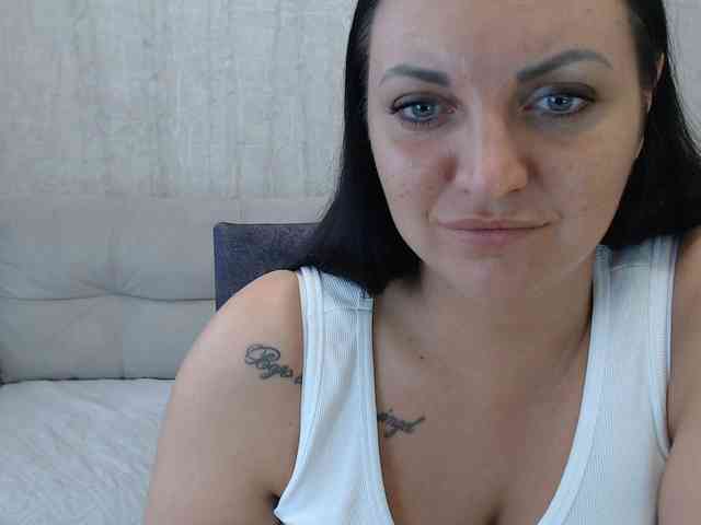 JenniferTheChic webcam