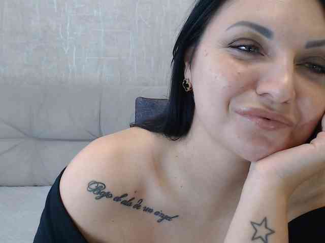 JenniferTheChic webcam