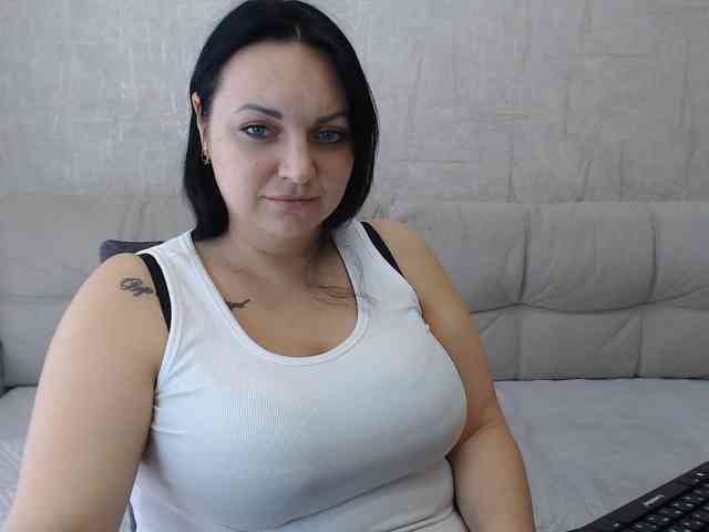 JenniferTheChic webcam