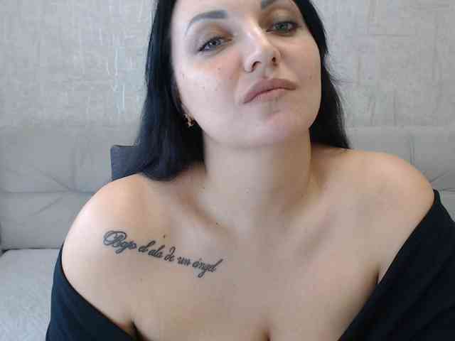 JenniferTheChic webcam