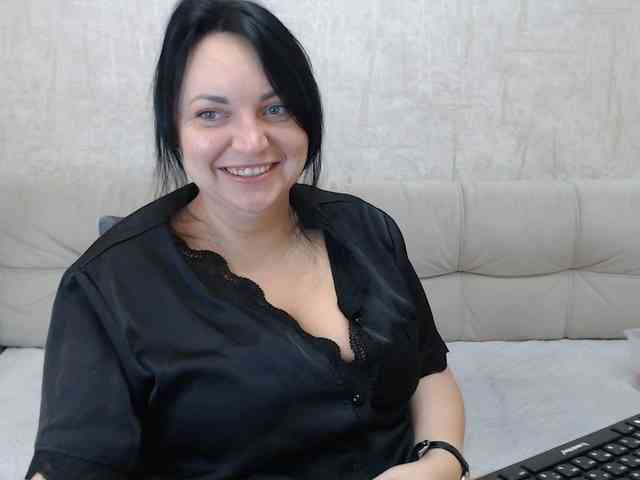JenniferTheChic webcam