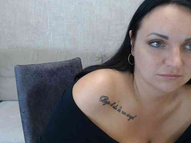 JenniferTheChic webcam