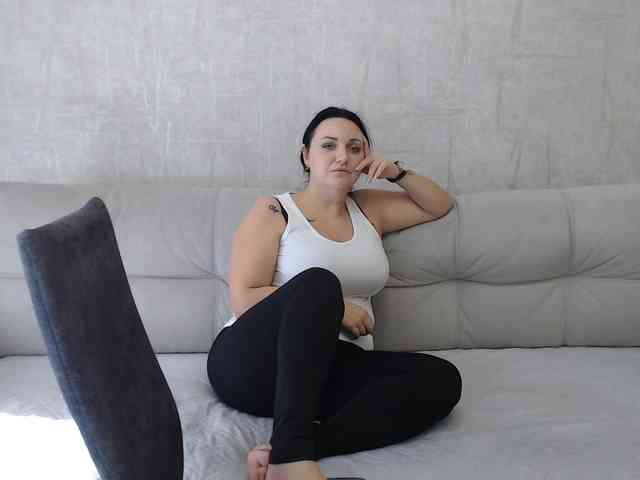 JenniferTheChic webcam