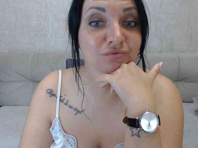 JenniferTheChic webcam