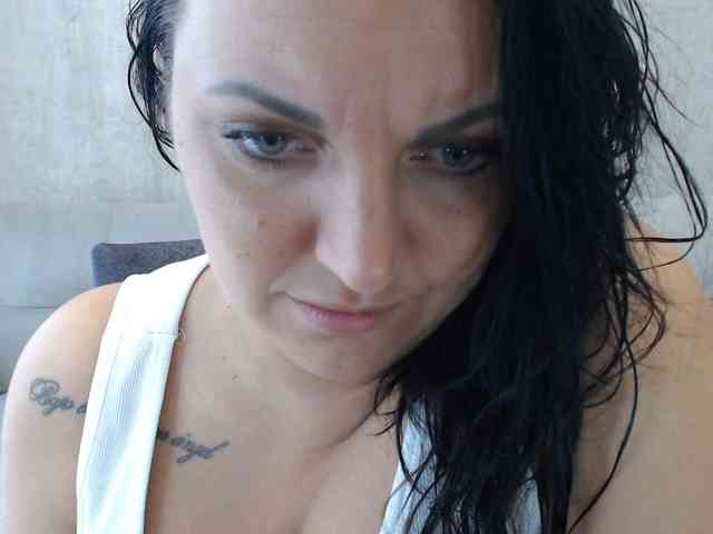 JenniferTheChic webcam