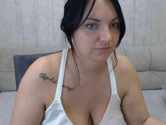 JenniferTheChic webcam
