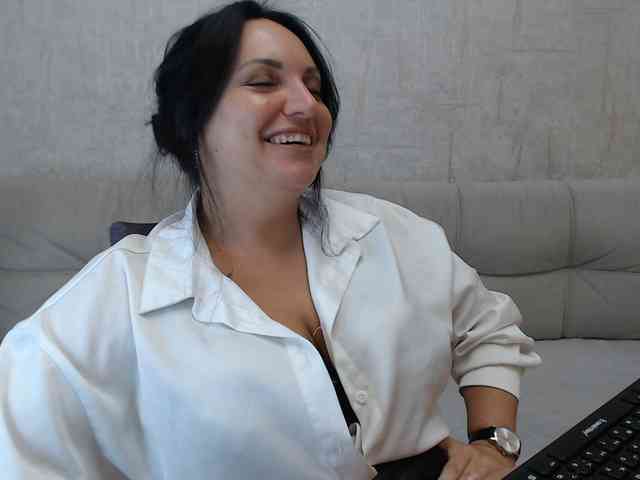 JenniferTheChic webcam