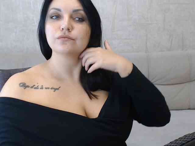 JenniferTheChic webcam