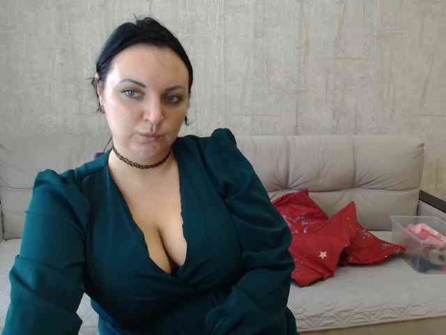 AngelinaCute Live Webcam on BongaCams