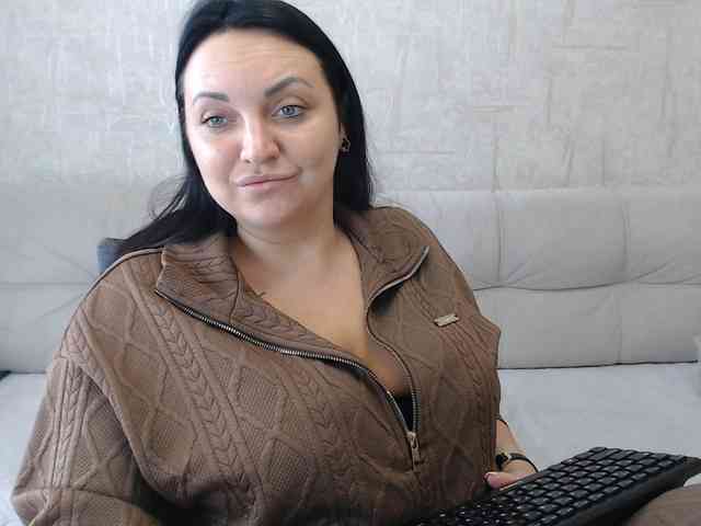 JenniferTheChic webcam