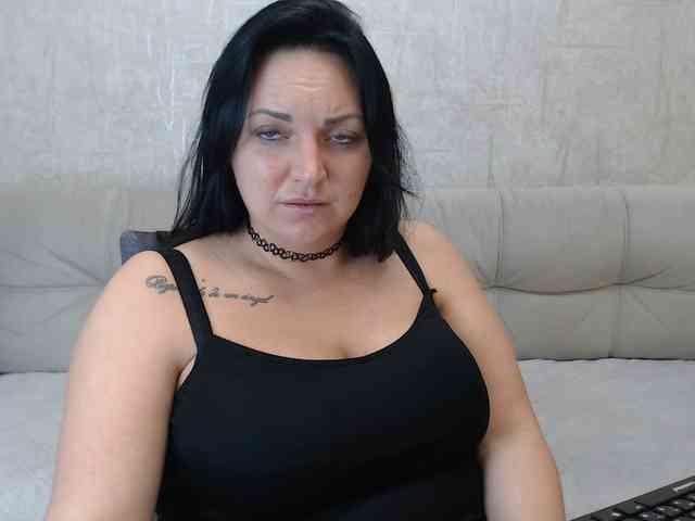 JenniferTheChic webcam