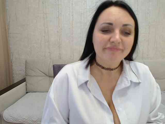 AngelinaCute