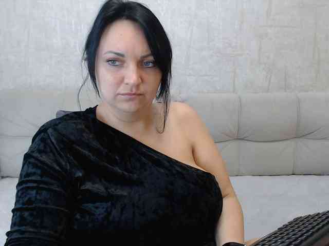 JenniferTheChic webcam
