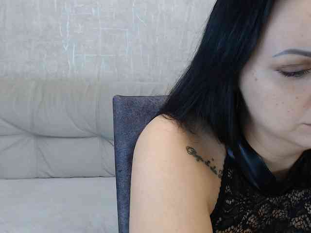 JenniferTheChic webcam