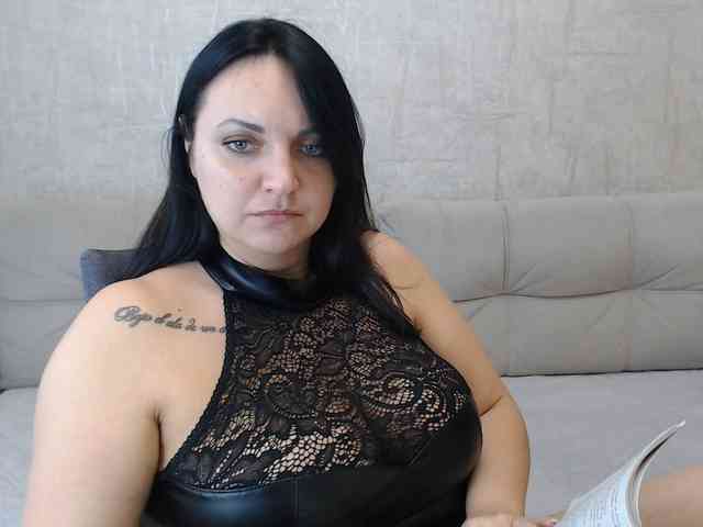 JenniferTheChic webcam