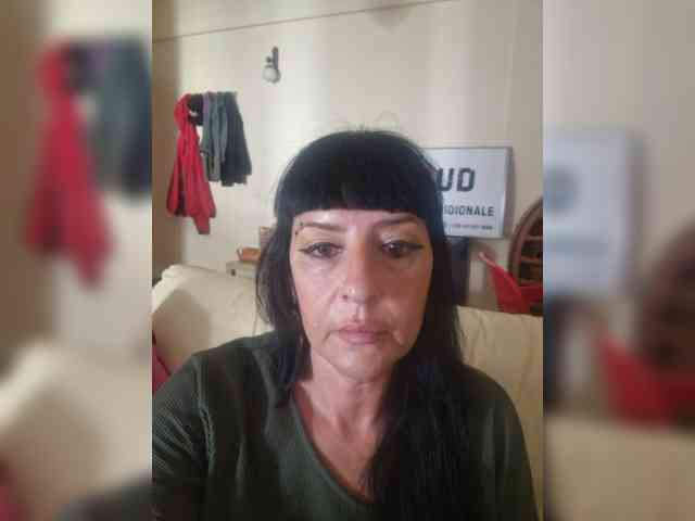 Modella: Giuliaperte