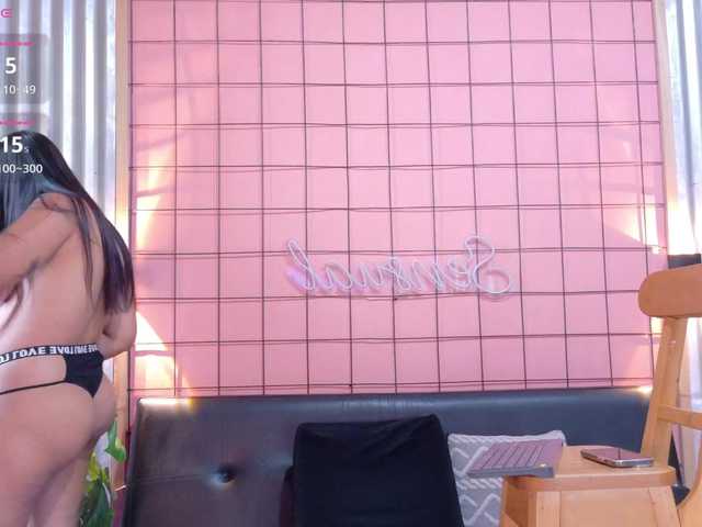 Mencia-h live webcam show