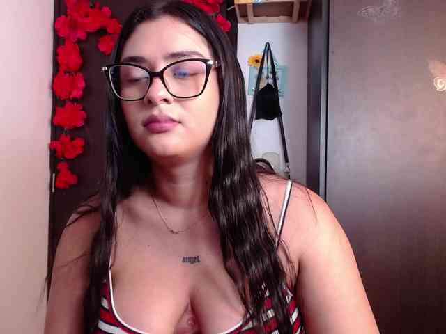 Mencia-h Sex Cam Show