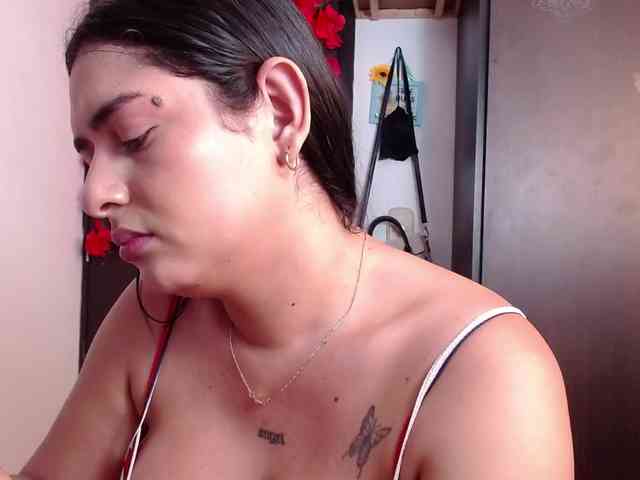 Mencia-h Sex Cam Show