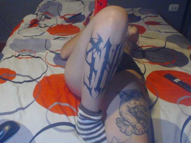 lucy-dreams69 live cam on UnifiedCams