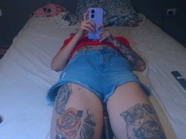 lucy-dreams69 live cam on BongaCams