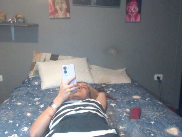 lucy-dreams69 live cam on BongaCams