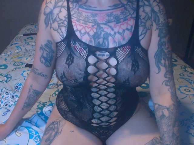 lucy-dreams69 live cam on BongaCams