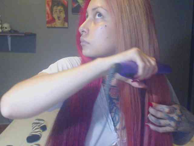 Hornydark webcam