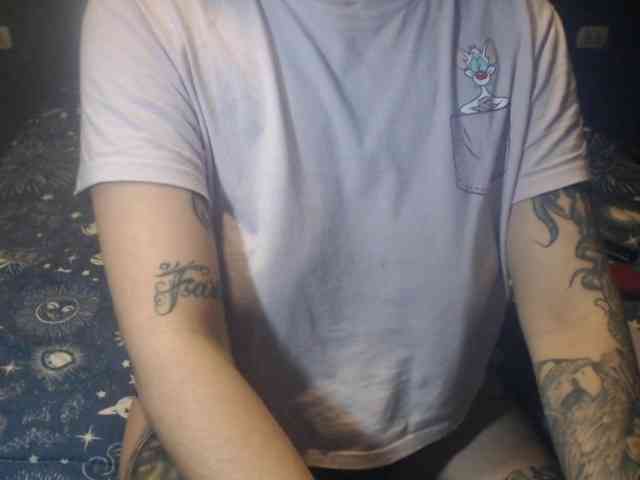 Hornydark webcam