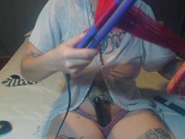 Hornydark webcam