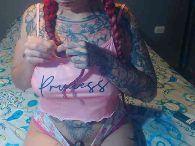 Lucy_tattoodreams webcam