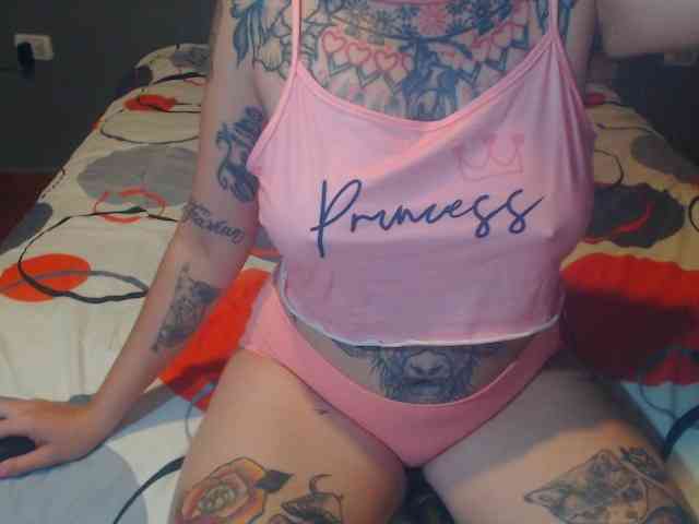Hornydark webcam