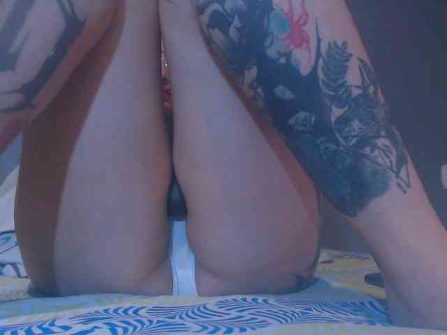 模特: Hornydark